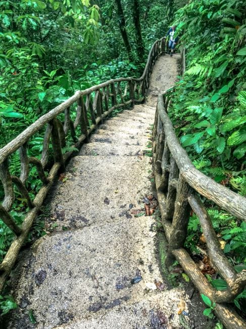 A Guide to Hiking Rio Celeste 