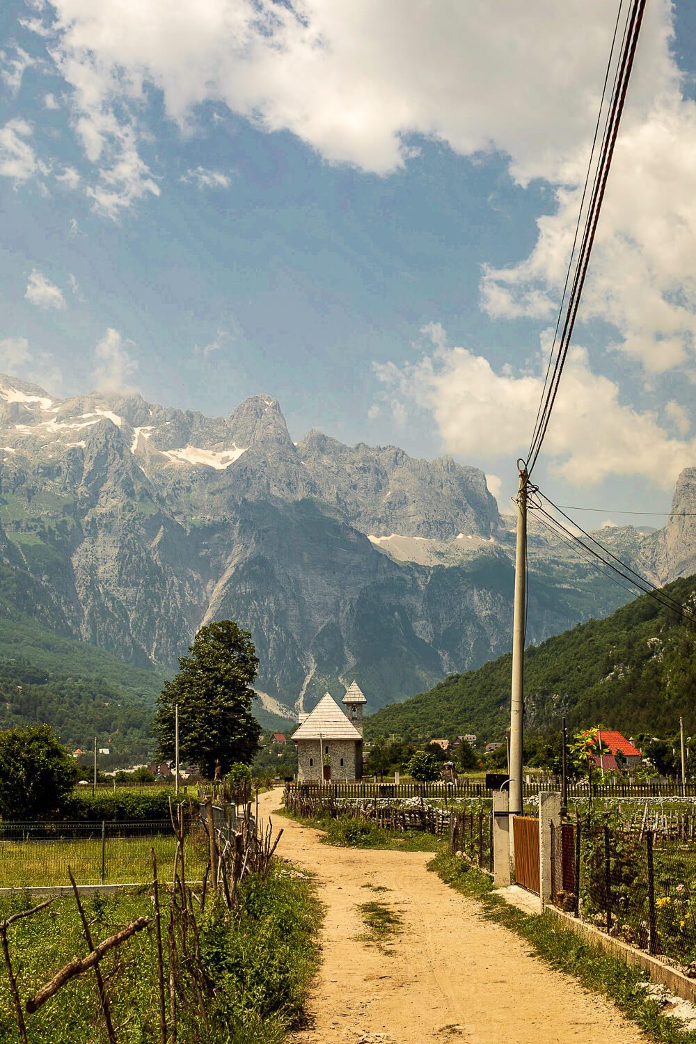 Noteworthy hike around the world