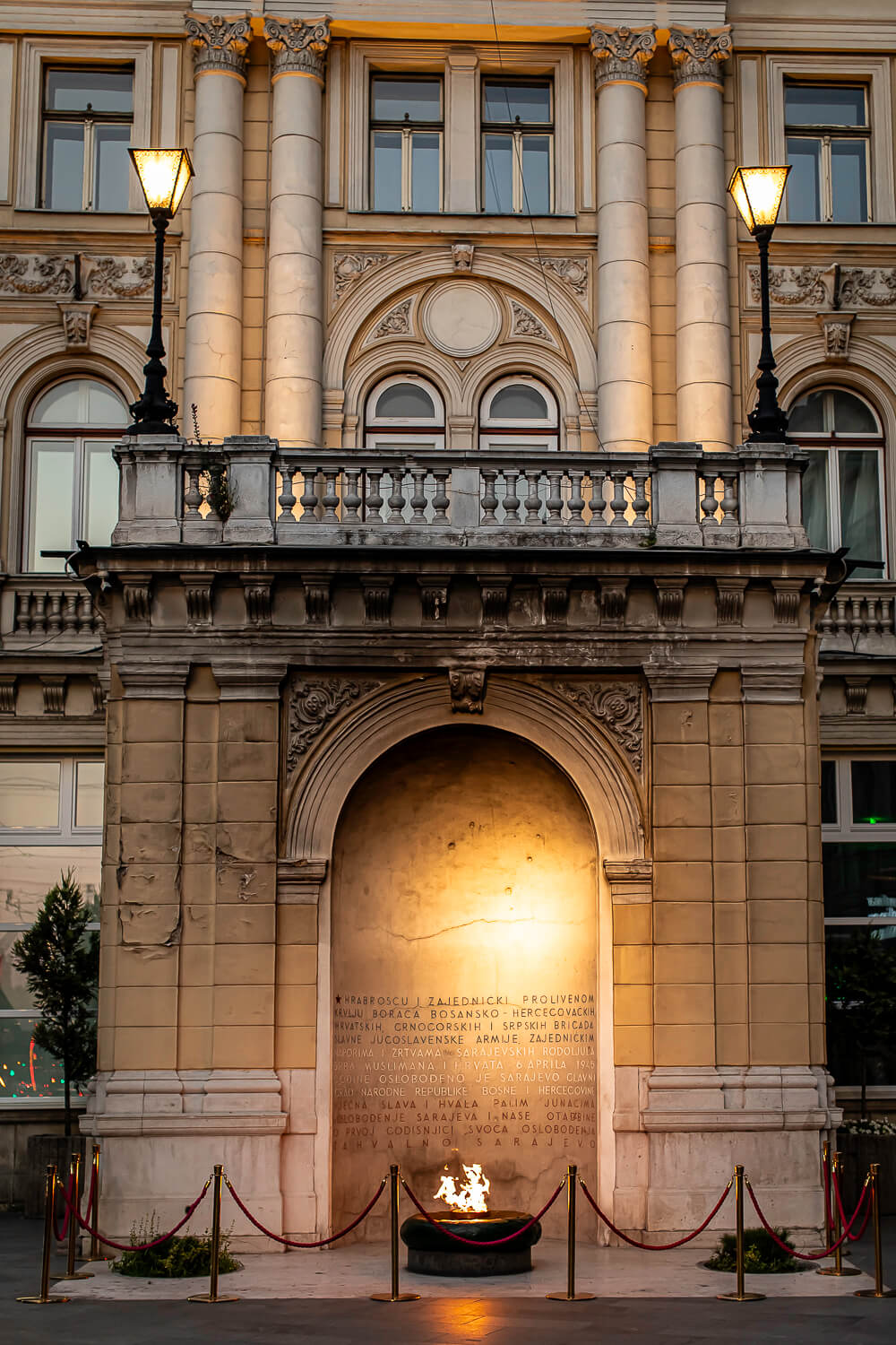 The eternal Flame<br />
