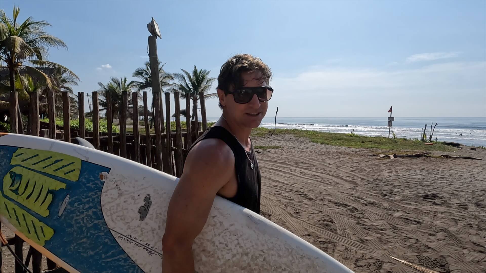 El Paredon Surfing